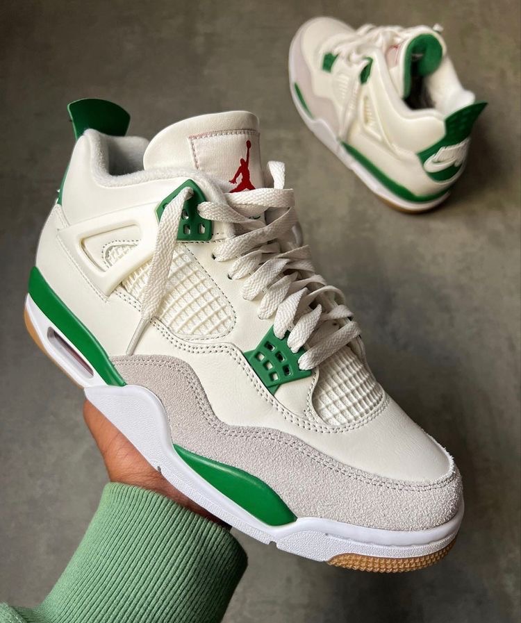 Jordan 4 Retro SB Pine Green – Universe Kickz