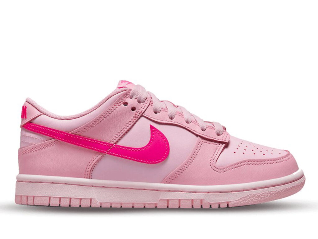 Nike Dunk Low Triple Pink – Universe Kickz